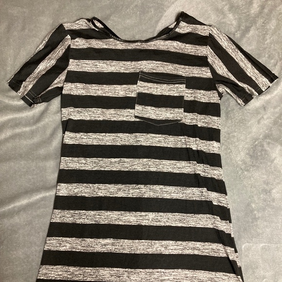 NWOT Open Back T-Shirt Dress - Picture 1 of 11